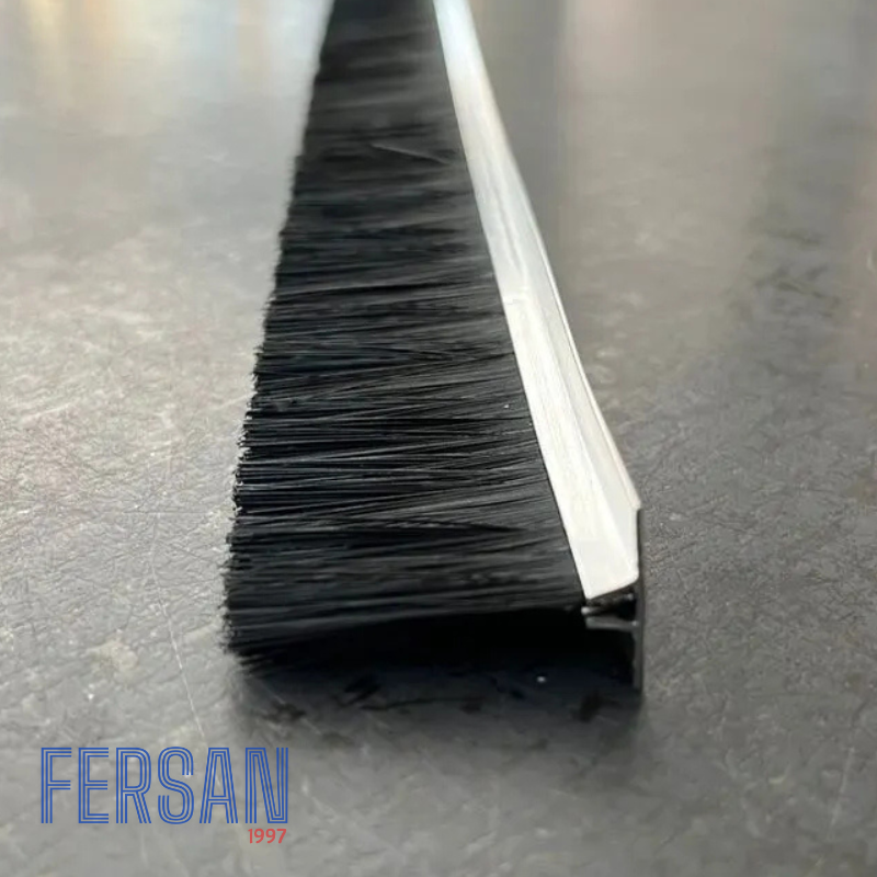 KAPI ALTI FIRÇASI 1 METRE ( ALTTAN VİDALAMA)