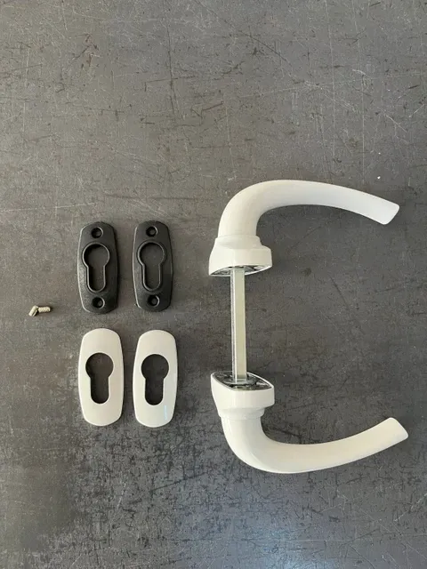 ALÜMİNYUM YAYLI SOSİS KOL